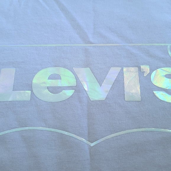 Levi's Light Lavender💜 with Iridescent Logo Tee👕 - NWT - Picture 9 of 15